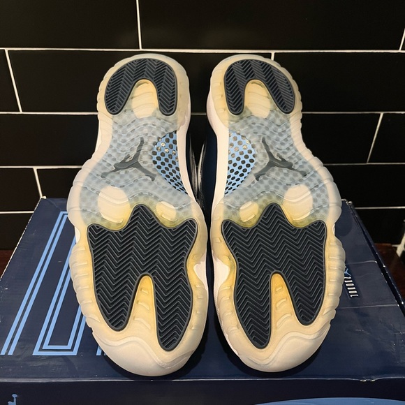 Air Jordan 11 Win Like ‘82 Size 10.5 With Box 2017 Release BRAND NEW - Picture 13 of 13